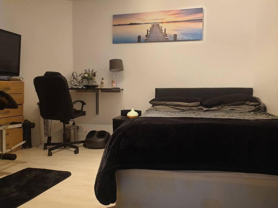 Lovely 1 Bedroom Apartment 5 Mins From Shorditch Londra Esterno foto